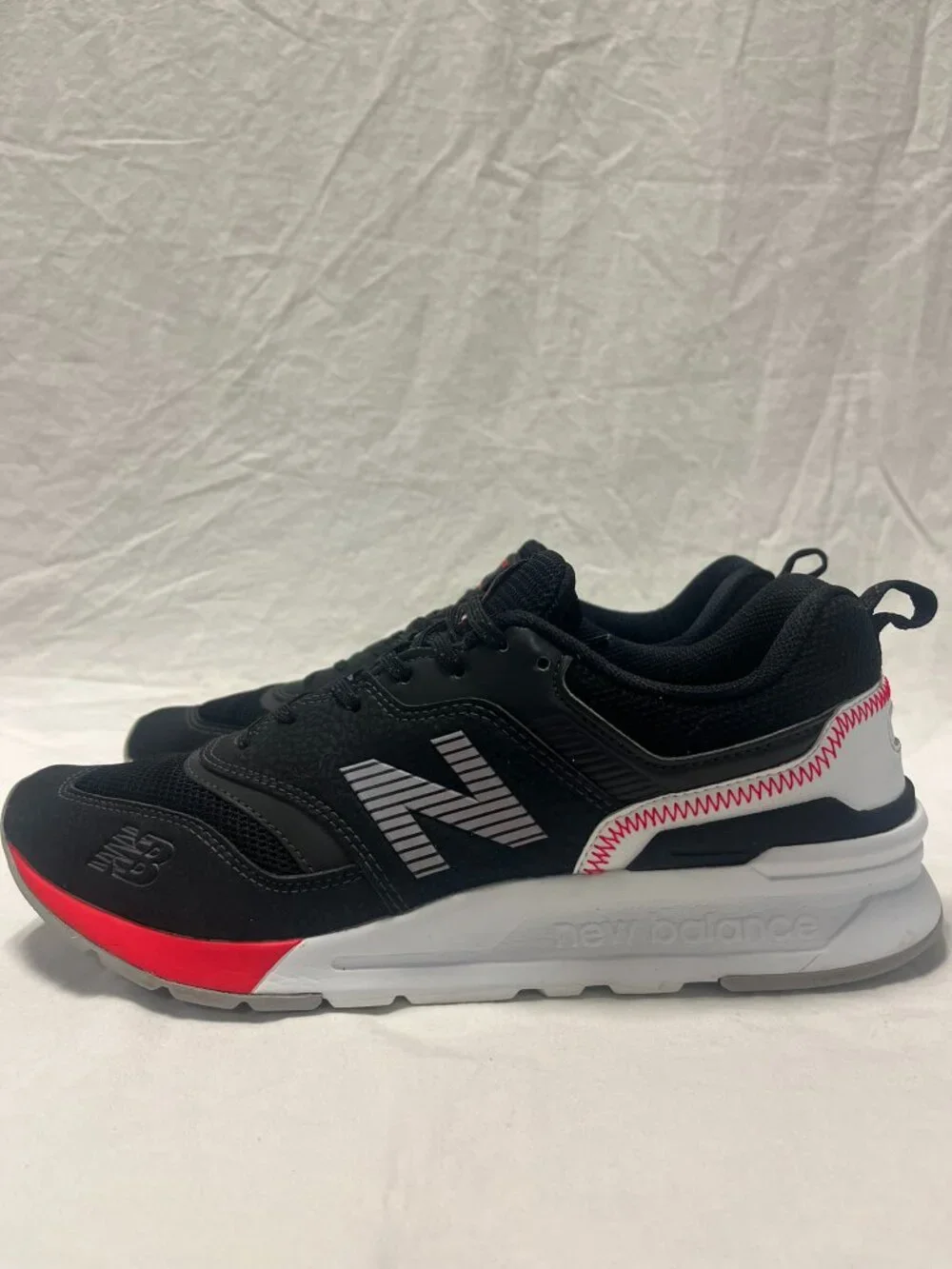 New Balance 997H CM997HFQ Men’s 9.5 Suede Mesh Lifestyle Sneaker Retro Casual